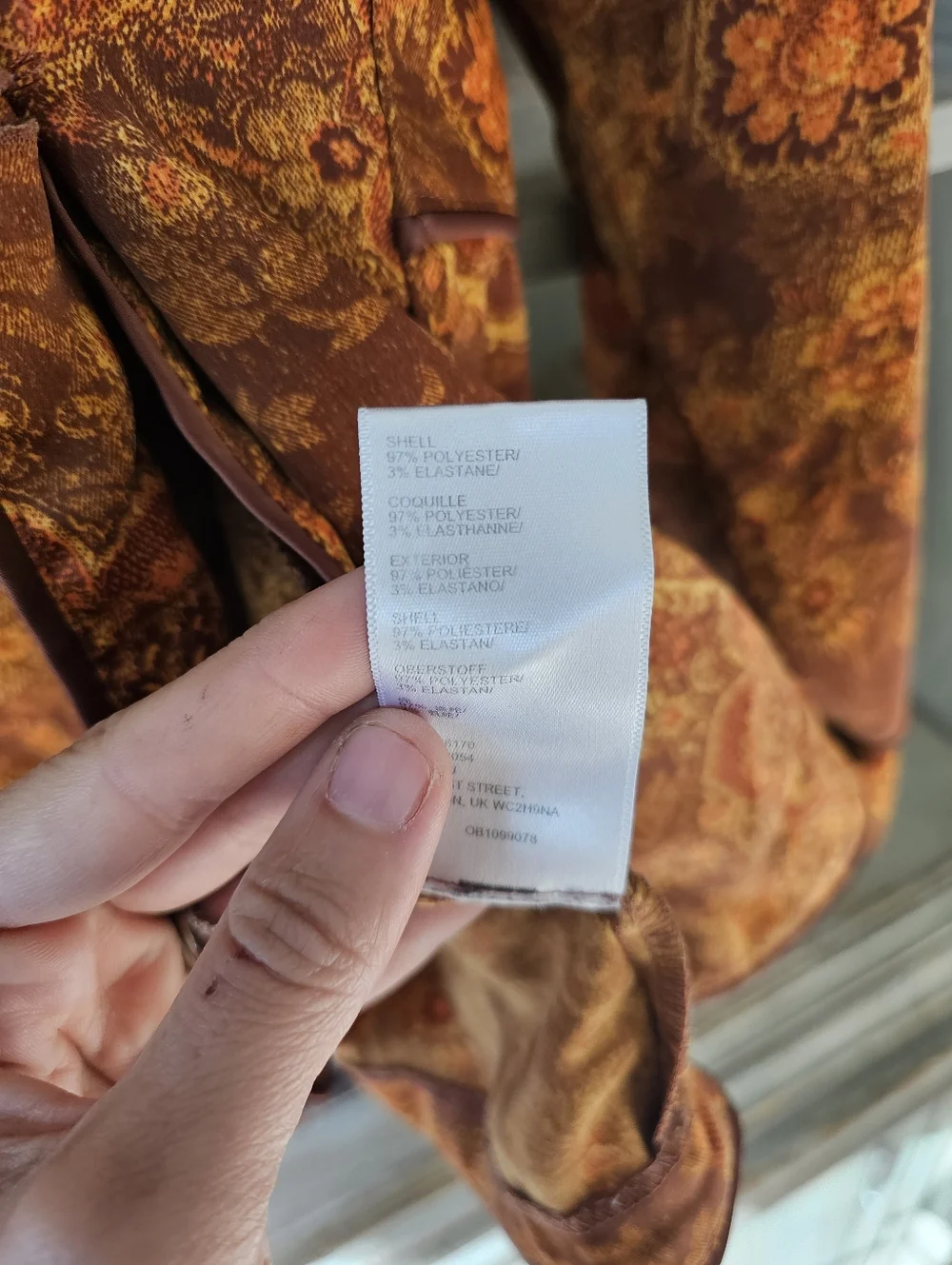 Laura Ashley UO Exclusive Reese Pyjama Top / Silken Blazer Paisley Jacquard - Picture 11 of 15